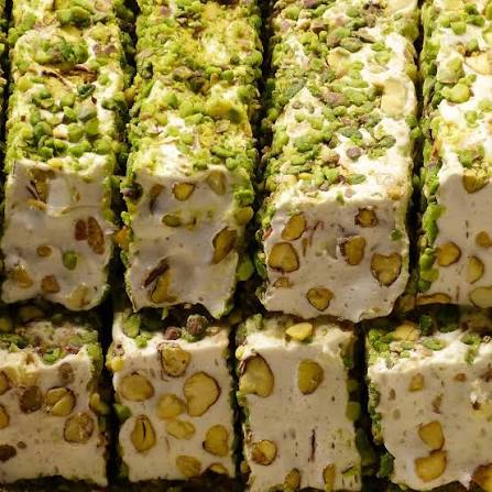 گز اصفهان شان بابا